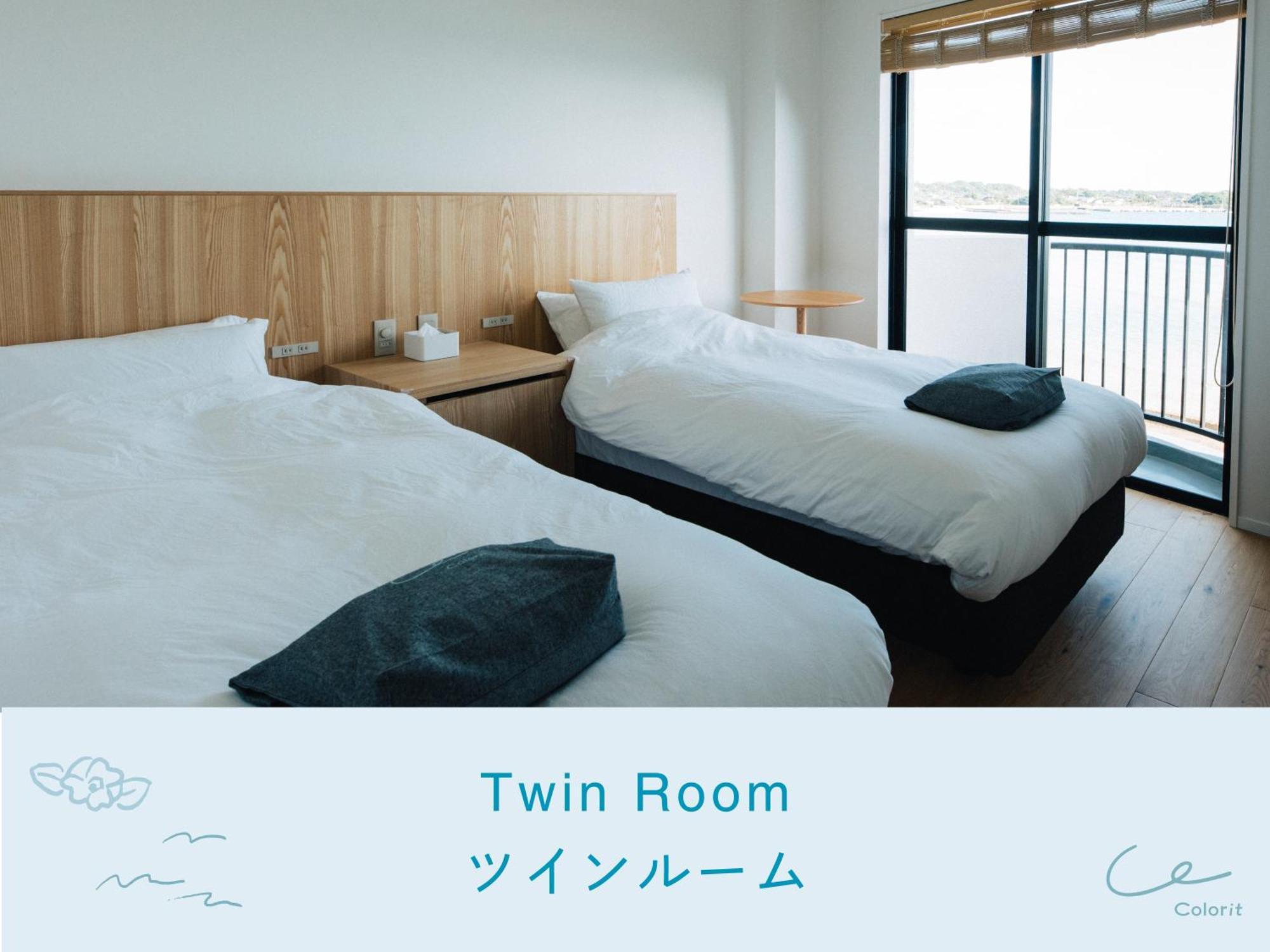Colorit Goto Islands Hotell Rum bild